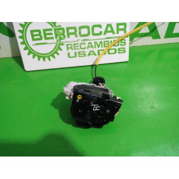 Recambio de cerradura puerta trasera izquierda para audi a6 berlina (4f2) 2.4 referencia OEM IAM 4F0839015  