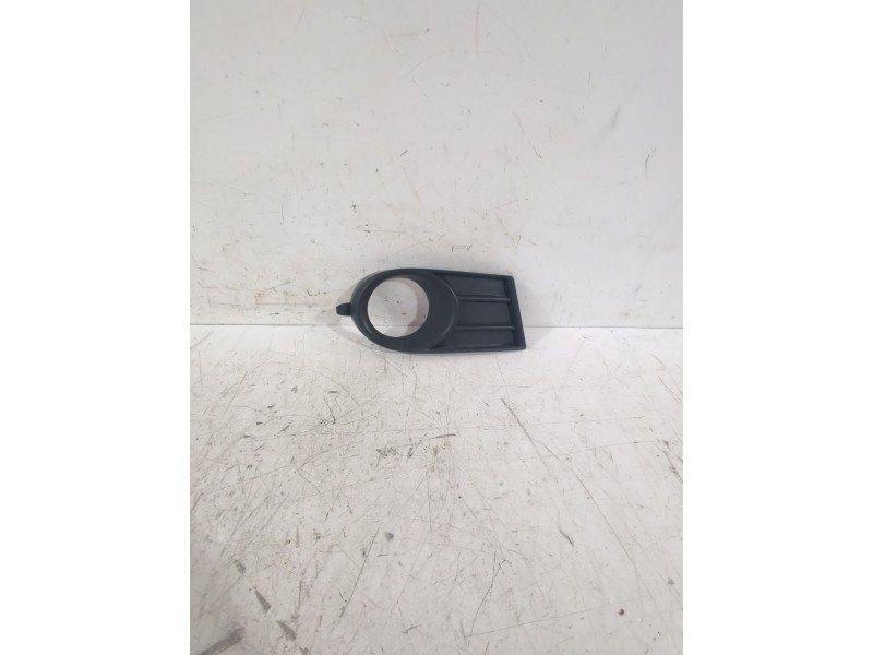 Recambio de rejilla paragolpes derecha para suzuki swift iii (mz, ez) 1.3 (rs 413) referencia OEM IAM 7175163J1  