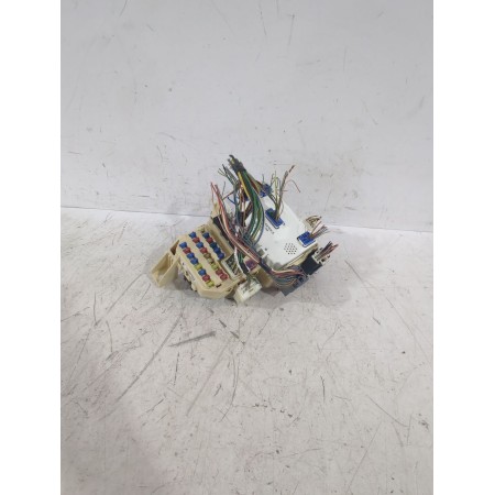 Recambio de caja reles / fusibles para suzuki swift iii (mz, ez) 1.3 (rs 413) referencia OEM IAM 3677062J20  