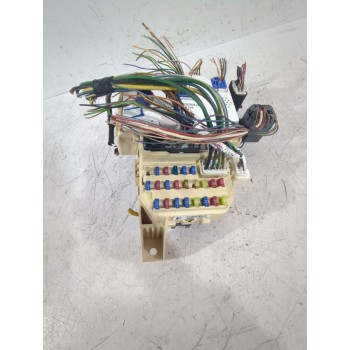 Recambio de caja reles / fusibles para suzuki swift iii (mz, ez) 1.3 (rs 413) referencia OEM IAM 3677062J20  