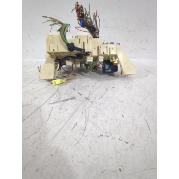 Recambio de caja reles / fusibles para suzuki swift iii (mz, ez) 1.3 (rs 413) referencia OEM IAM 3677062J20  