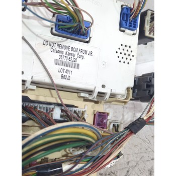 Recambio de caja reles / fusibles para suzuki swift iii (mz, ez) 1.3 (rs 413) referencia OEM IAM 3677062J20  