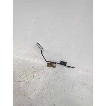 Recambio de pedal acelerador para suzuki swift iii (mz, ez) 1.3 (rs 413) referencia OEM IAM 4940062J50000  