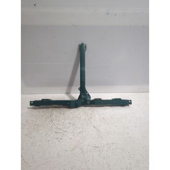 Recambio de panel frontal para suzuki swift iii (mz, ez) 1.3 (rs 413) referencia OEM IAM 5823062J00 / 5824162J00  