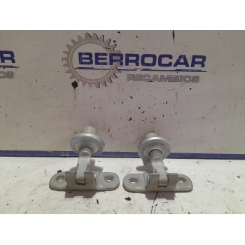 Recambio de bisagras para land rover discovery 2.7 td v6 cat referencia OEM IAM BHB780021  