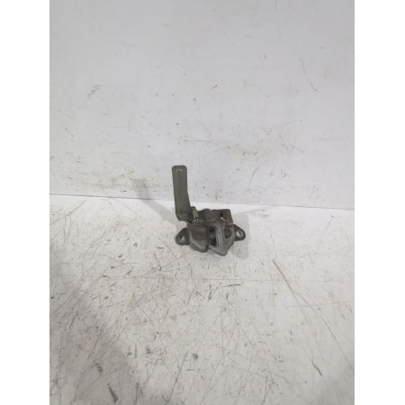 Recambio de cerradura capo para suzuki swift iii (mz, ez) 1.3 (rs 413) referencia OEM IAM 8211062J10  