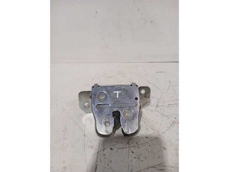 Recambio de cerradura maletero / porton para mercedes-benz clase a (w168) a 170 cdi (168.008) referencia OEM IAM 1687400236  