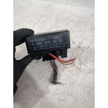 Recambio de caja precalentamiento para mercedes-benz clase a (w168) a 170 cdi (168.008) referencia OEM IAM 0255452832  