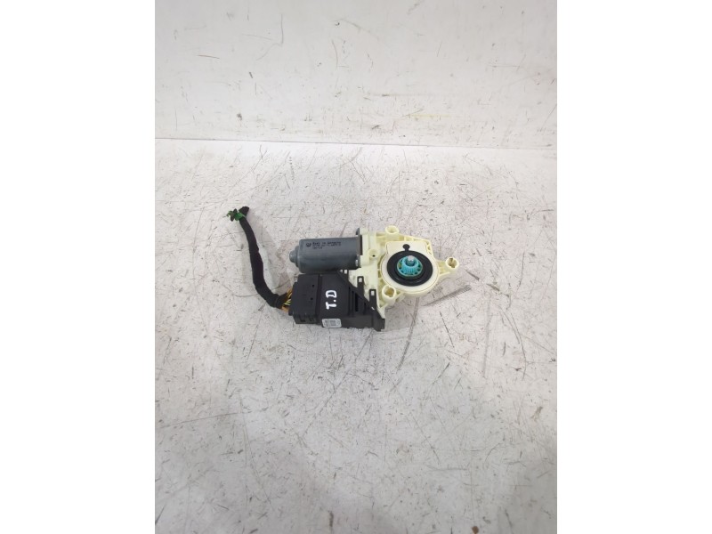 Recambio de motor elevalunas trasero derecho para volkswagen golf v (1k1) 2.0 tdi referencia OEM IAM 1K0959704K  