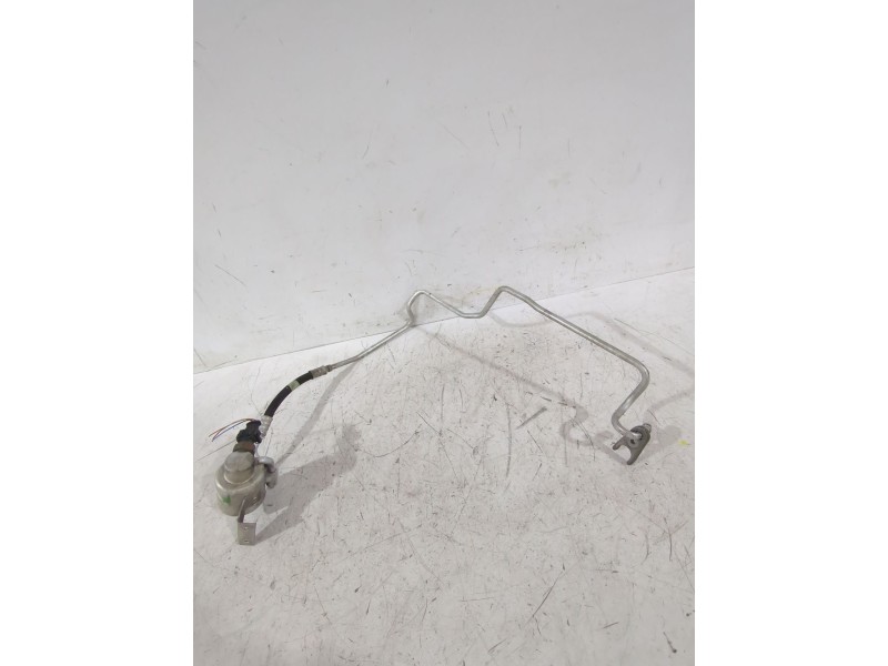 Recambio de tubos aire acondicionado para mercedes-benz clase a (w168) a 170 cdi (168.008) referencia OEM IAM A2048302915  