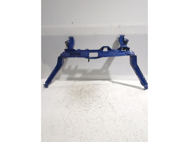 Recambio de panel frontal para mercedes-benz clase a (w168) a 170 cdi (168.008) referencia OEM IAM A1686208534  