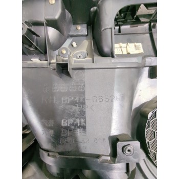 Recambio de guarnecido puerta trasera derecha para mazda 3 sedán (bk) 1.6 (bk12) referencia OEM IAM BP4K68520  