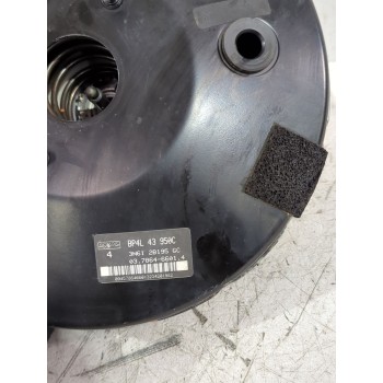 Recambio de servofreno para mazda 3 sedán (bk) 1.6 (bk12) referencia OEM IAM BP4L43950C  