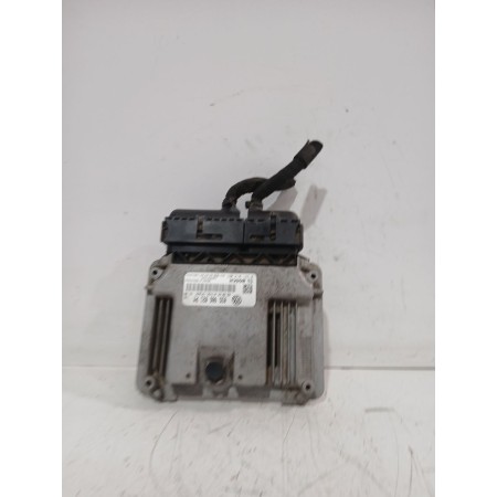 Recambio de centralita motor uce para volkswagen golf v (1k1) 2.0 tdi referencia OEM IAM 03G906021PM  