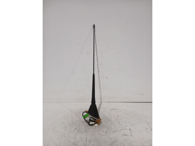 Recambio de antena para volkswagen golf v (1k1) 2.0 tdi referencia OEM IAM 1K0035501  