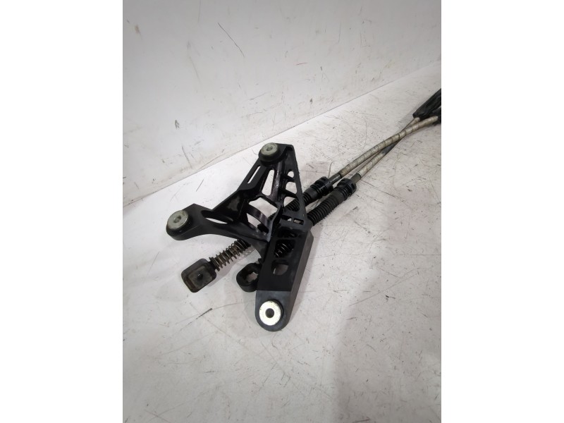 Recambio de palanca cambio para volkswagen golf v (1k1) 2.0 tdi referencia OEM IAM 1K0711112  