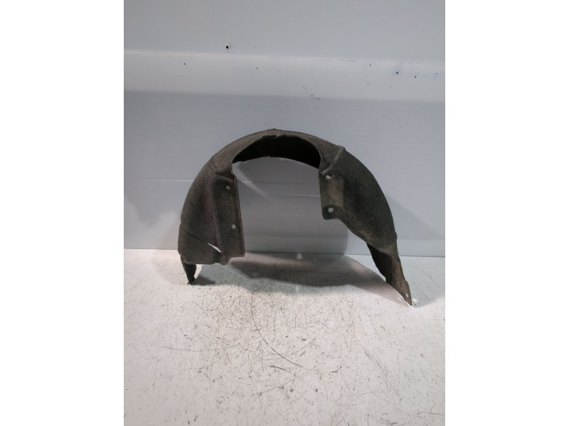 Recambio de paso rueda trasero izquierdo para mazda 3 sedán (bk) 1.6 (bk12) referencia OEM IAM BP4K561J1B  
