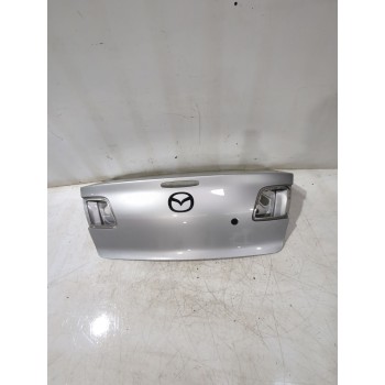 Recambio de porton trasero para mazda 3 sedán (bk) 1.6 (bk12) referencia OEM IAM BNYV5261XA  