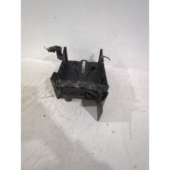 Recambio de soporte bateria para opel corsa e (x15) 1.3 cdti (08, 68) referencia OEM IAM 13498274  