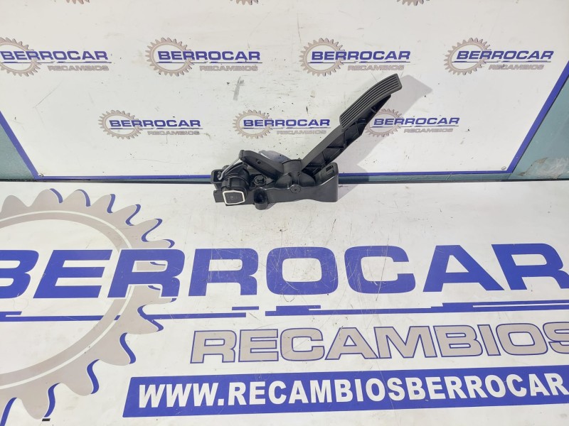 Recambio de pedal acelerador para mercedes-benz clase a (w169) 1.7 cat referencia OEM IAM A1693000104  
