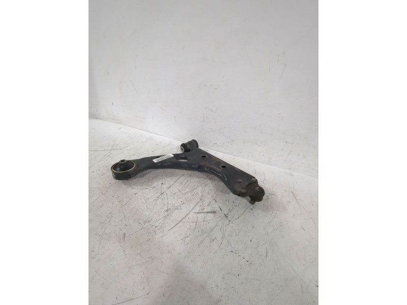 Recambio de brazo suspension inferior delantero izquierdo para opel corsa e (x15) 1.3 cdti (08, 68) referencia OEM IAM 13426552 