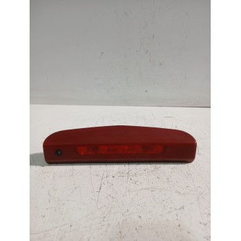 Recambio de piloto trasero central para opel corsa e (x15) 1.3 cdti (08, 68) referencia OEM IAM 510511640  