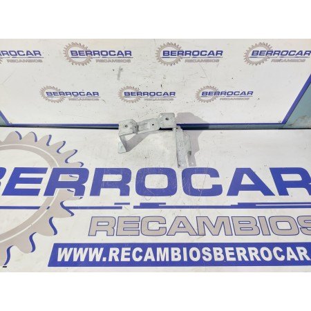 Recambio de soporte para mercedes-benz clase a (w169) 1.7 cat referencia OEM IAM A1692670042  