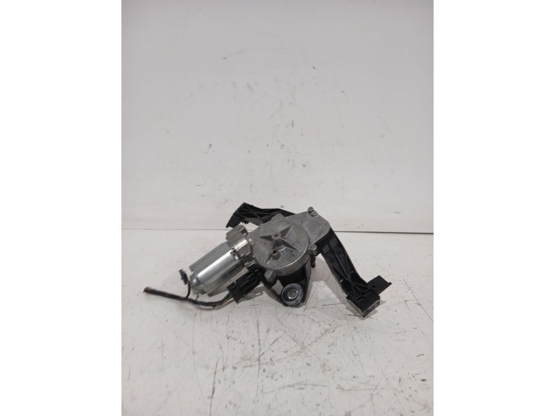Recambio de motor limpia trasero para opel corsa e (x15) 1.3 cdti (08, 68) referencia OEM IAM 39045012  