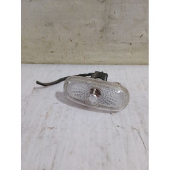 Recambio de piloto lateral derecho para kia carens iii monospace (un) 2.0 crdi 140 referencia OEM IAM 923033K0  