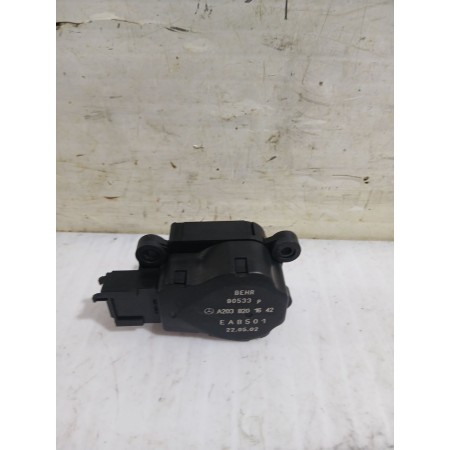 Recambio de motor apertura trampilla para mercedes-benz clk (c209) clk 240 (209.361) referencia OEM IAM A2038201642  