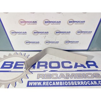 Recambio de moldura para mercedes-benz clase a (w169) 1.7 cat referencia OEM IAM A1697400470  