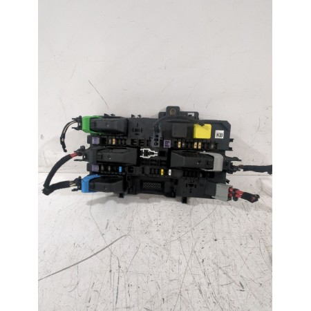 Recambio de caja reles / fusibles para opel astra h sedán (a04) 1.7 cdti (l69) referencia OEM IAM PA6GF10GB20  