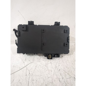Recambio de caja reles / fusibles para opel astra h sedán (a04) 1.7 cdti (l69) referencia OEM IAM PA6GF10GB20  