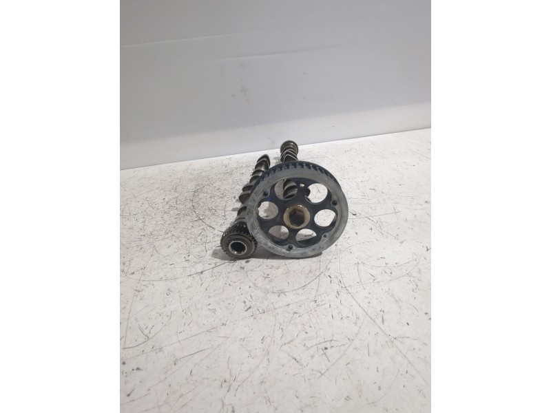Recambio de arbol de levas para opel astra h sedán (a04) 1.7 cdti (l69) referencia OEM IAM 636028/ 636027  