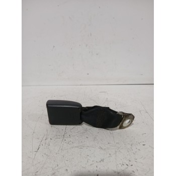 Recambio de enganche cinturon trasero derecho para peugeot 107 (pm_, pn_) 1.4 hdi referencia OEM IAM E034501  