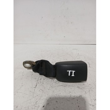 Recambio de enganche cinturon trasero izquierdo para peugeot 107 (pm_, pn_) 1.4 hdi referencia OEM IAM E034501  