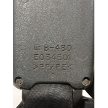 Recambio de enganche cinturon trasero izquierdo para peugeot 107 (pm_, pn_) 1.4 hdi referencia OEM IAM E034501  