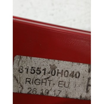 Recambio de piloto trasero derecho para peugeot 107 (pm_, pn_) 1.4 hdi referencia OEM IAM 615510H040  