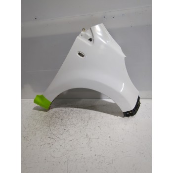 Recambio de aleta delantera derecha para peugeot 107 (pm_, pn_) 1.4 hdi referencia OEM IAM 7841S8  