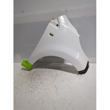 Recambio de aleta delantera derecha para peugeot 107 (pm_, pn_) 1.4 hdi referencia OEM IAM 7841S8  