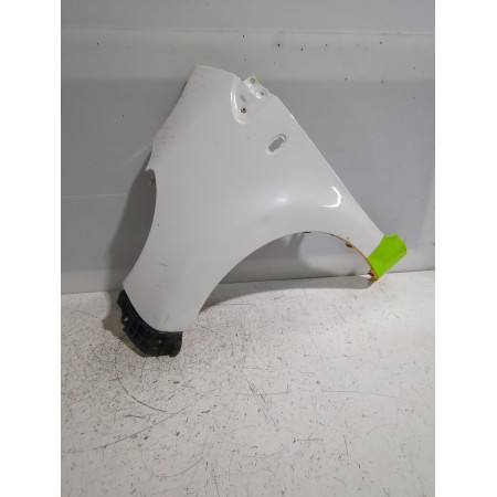 Recambio de aleta delantera izquierda para peugeot 107 (pm_, pn_) 1.4 hdi referencia OEM IAM 7840Q7  