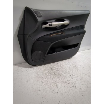 Recambio de guarnecido puerta delantera derecha para toyota auris (_e15_) 1.6 (zre151_) referencia OEM IAM 67763X1F00  