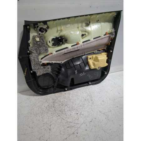 Recambio de guarnecido puerta delantera izquierda para toyota auris (_e15_) 1.6 (zre151_) referencia OEM IAM 67764X1F00  