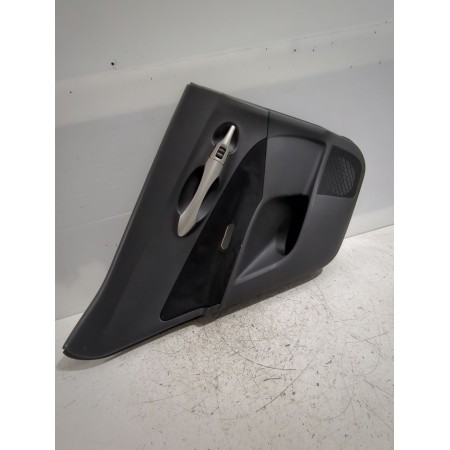 Recambio de guarnecido puerta trasera izquierda para toyota auris (_e15_) 1.6 (zre151_) referencia OEM IAM 67788X1F00  