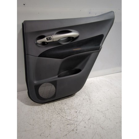 Recambio de guarnecido puerta trasera derecha para toyota auris (_e15_) 1.6 (zre151_) referencia OEM IAM 67787X1F00  
