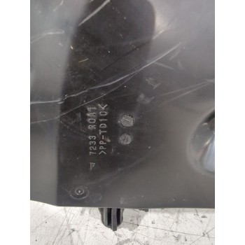 Recambio de caja reles / fusibles para toyota auris (_e15_) 1.6 (zre151_) referencia OEM IAM 7233R0A1  