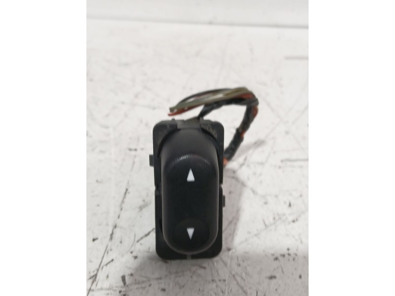 Recambio de maneta interior trasera izquierda para land rover freelander i (l314) 2.0 td4 4x4 referencia OEM IAM ELH500070PUY  