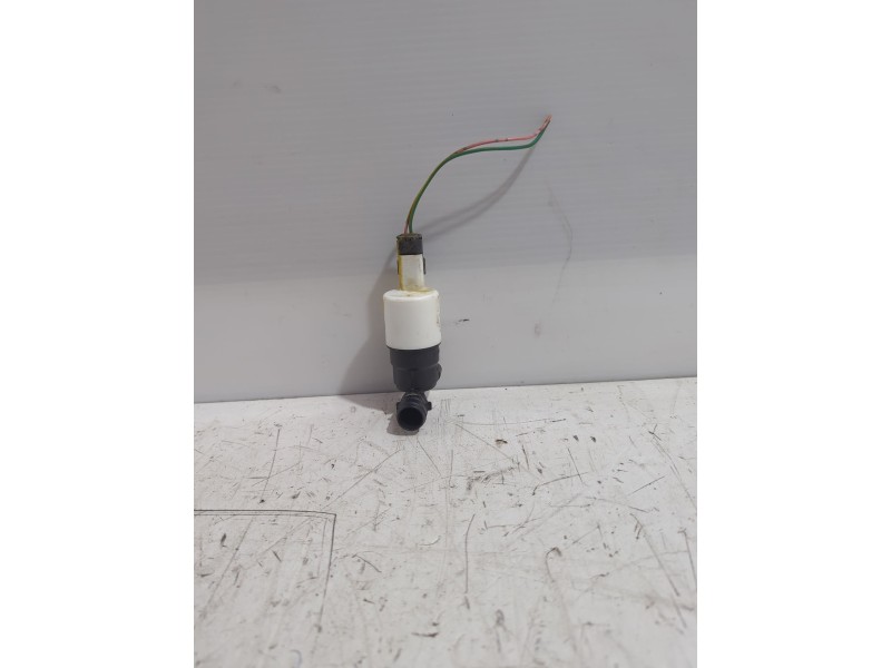 Recambio de bomba limpia para peugeot 107 (pm_, pn_) 1.4 hdi referencia OEM IAM 643476  