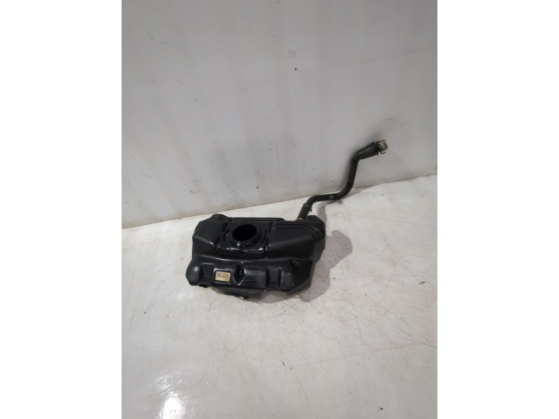 Recambio de deposito combustible para peugeot 107 (pm_, pn_) 1.4 hdi referencia OEM IAM 1500CY  