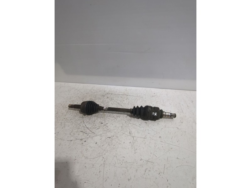 Recambio de transmision delantera izquierda para peugeot 107 (pm_, pn_) 1.4 hdi referencia OEM IAM 3272JZ  